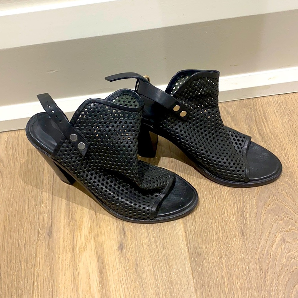 Rag & Bone size 37 leather mesh heels